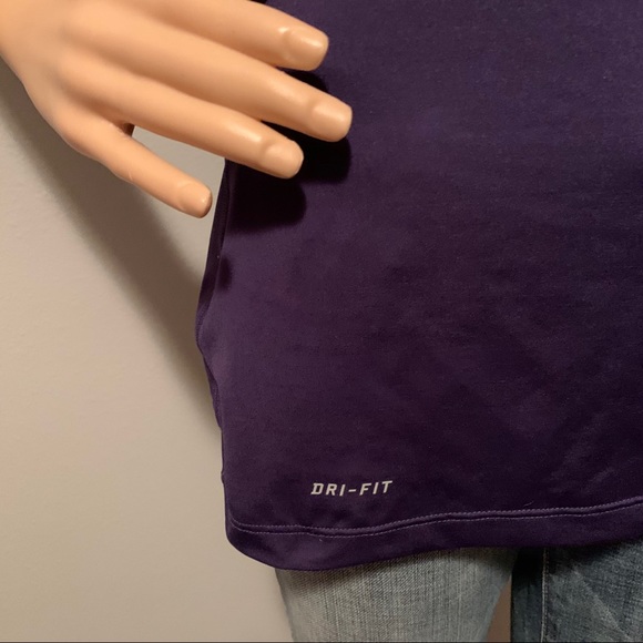 Women’s Nike Pro Vneck Running Top short sleeve - Picture 3 of 5